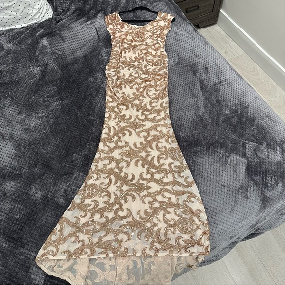 PinkBlush Maternity Ivory Gold Sequin Gown - Picture 6 of 7